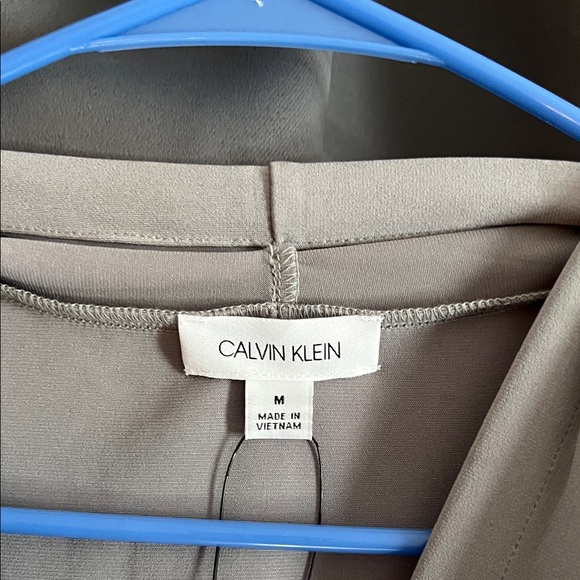 Calvin Klein Women's Taupe Sleeveless Blouse - Picture 5 of 7